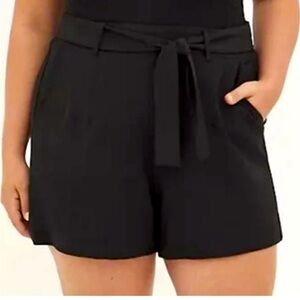 Torrid Black Tie Pleated Linen Shorts Size 18